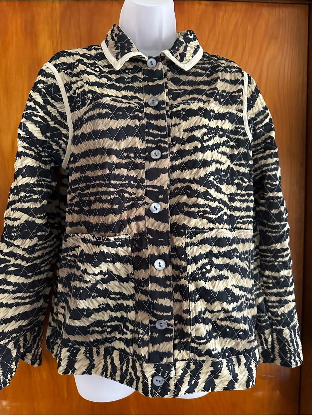 Koos Reversible Silk Quilted Jacket M Tan Tiger Print Button Front NWT